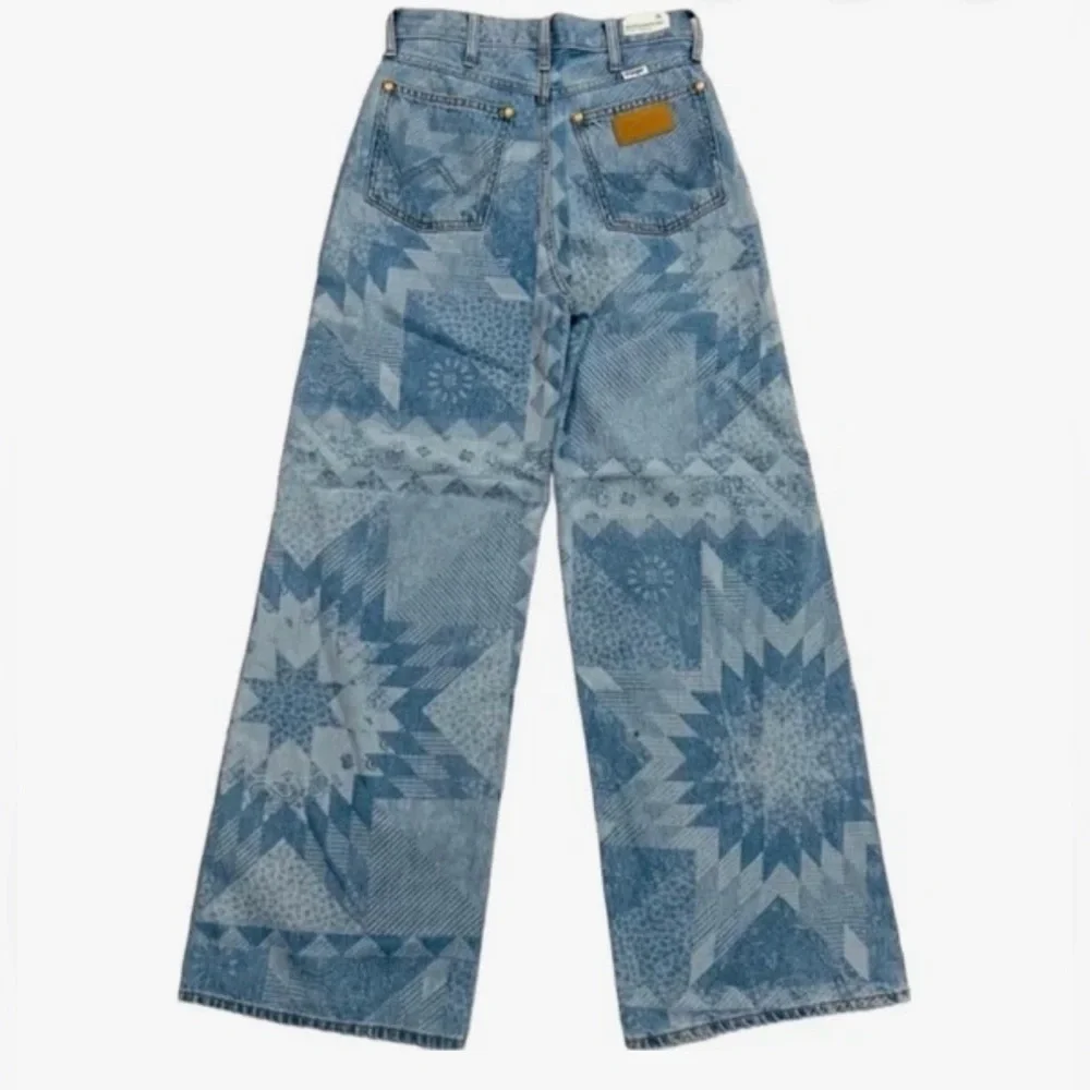 Wrangler Worldwide 661 Wide Leg Patchwork Jeans - Picture 2 of 5